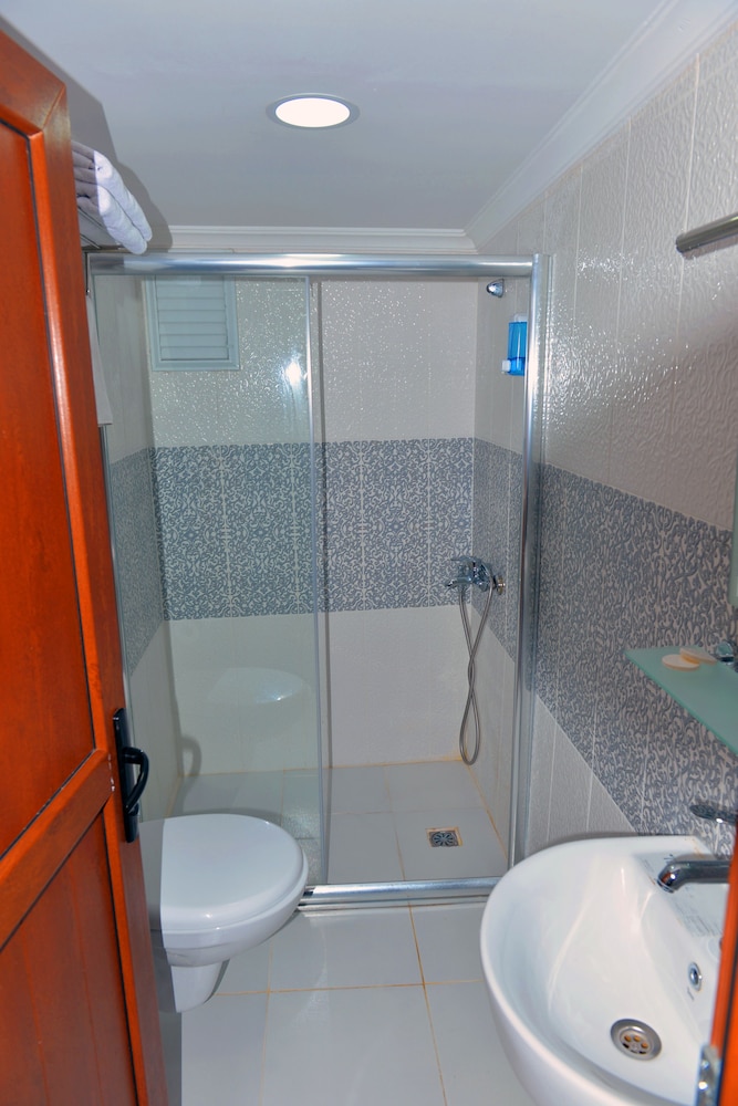 Hotel Marina City 'Otel Marina City' olur. - Image 19