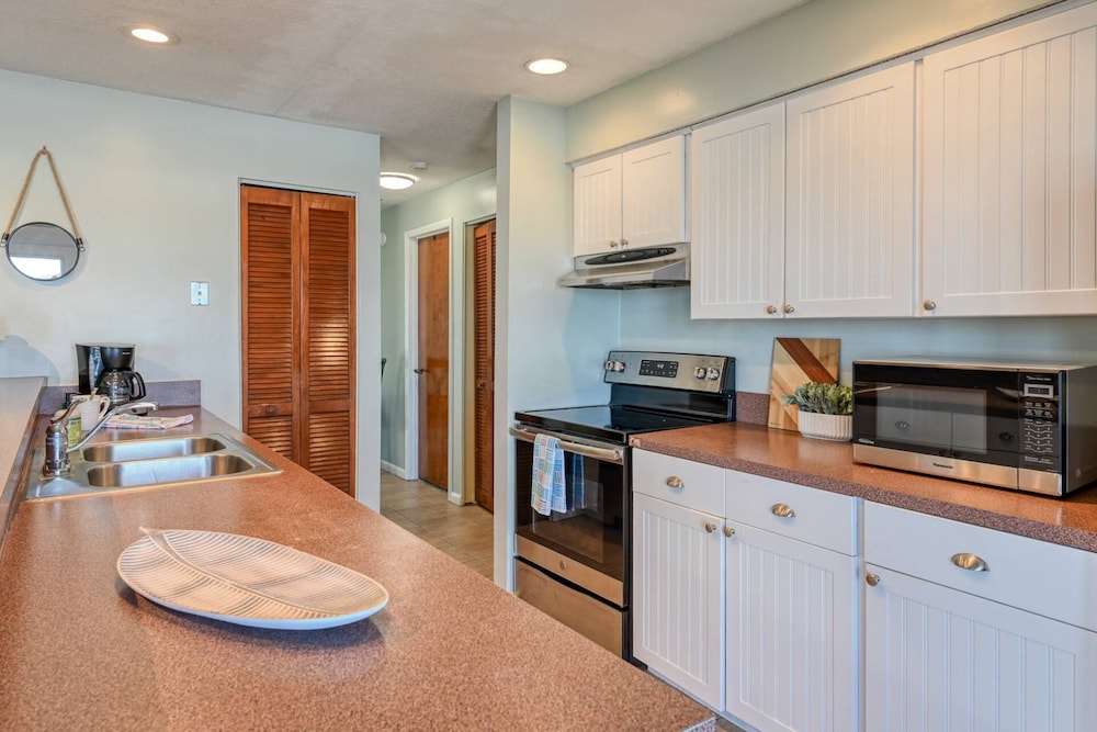 Ocean Spray Beach House view 4