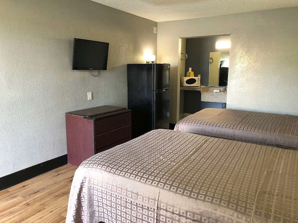 Americas Best Value Inn Garland Dallas - Property Image 7