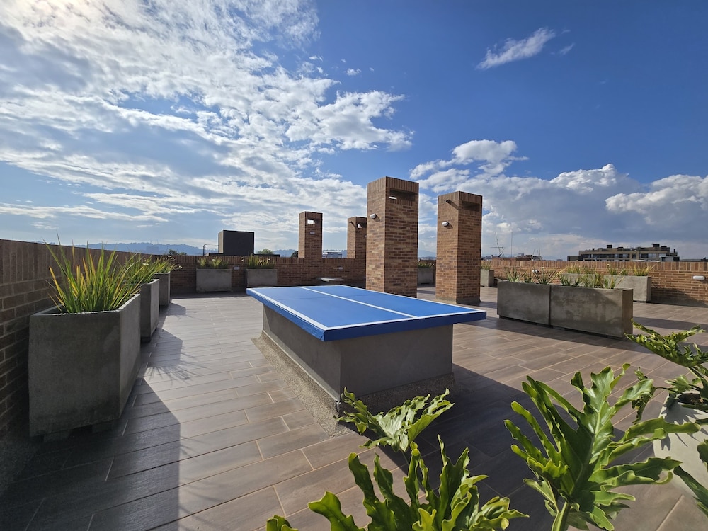 Atelier Cedritos by Weeki.
