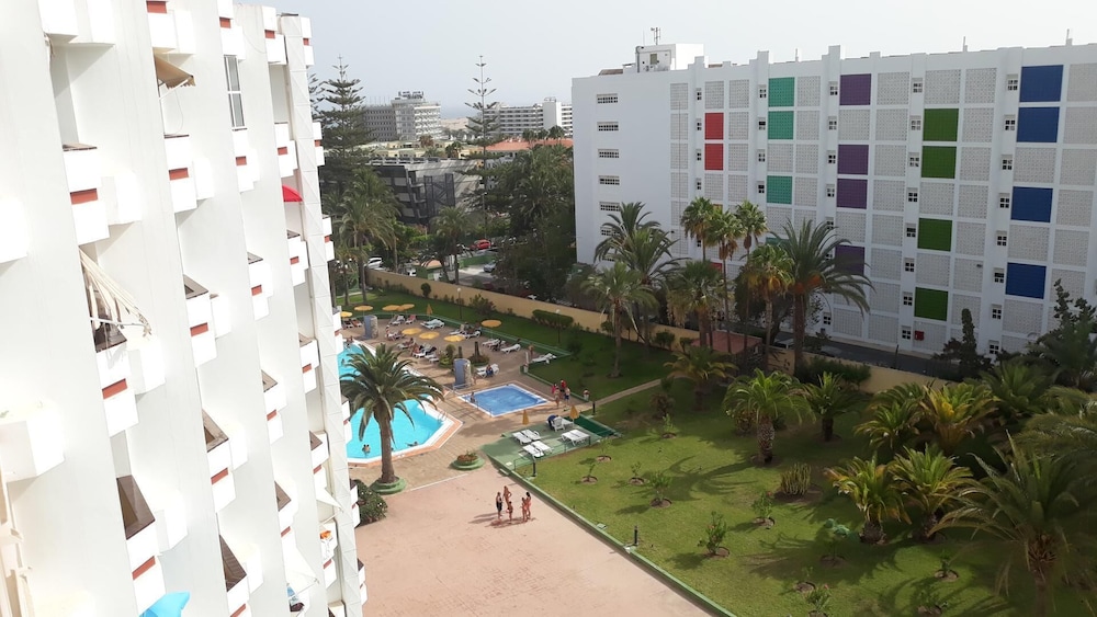 Penthouse in Playa del Ingles With Lovely View