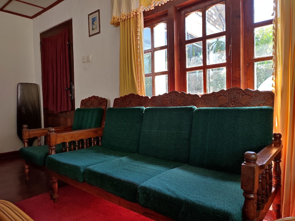 Andrews Hostel