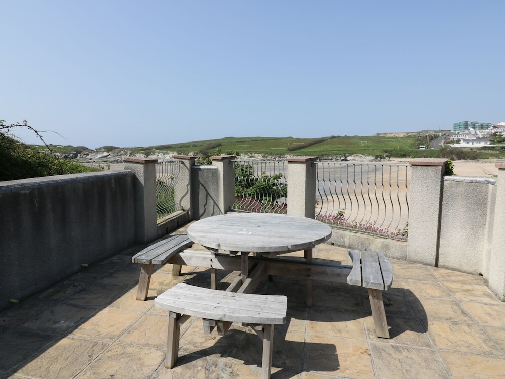 Seashore House view 2