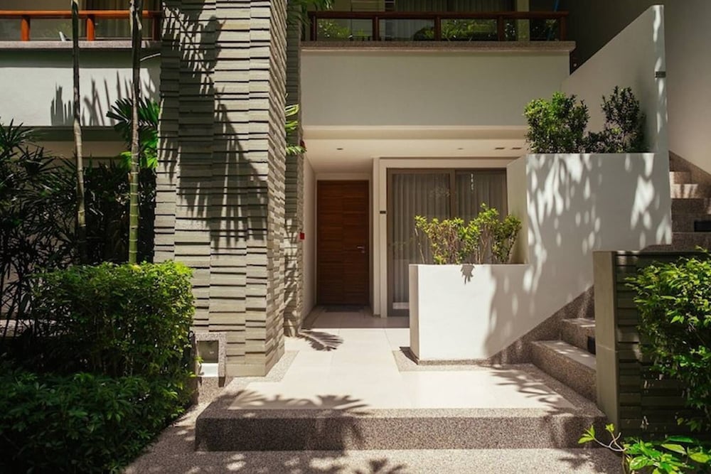 Beachfront 2br Home With Private Plunge Pool on Stunning Naithon Beach 3 view 4