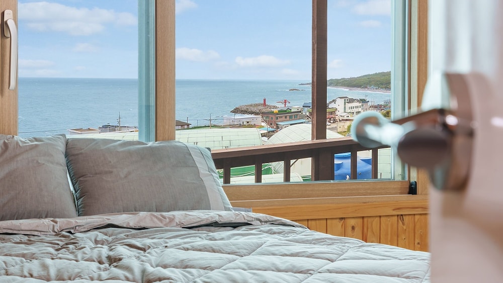 Gyeongju Happy Dream Ocean View Pension