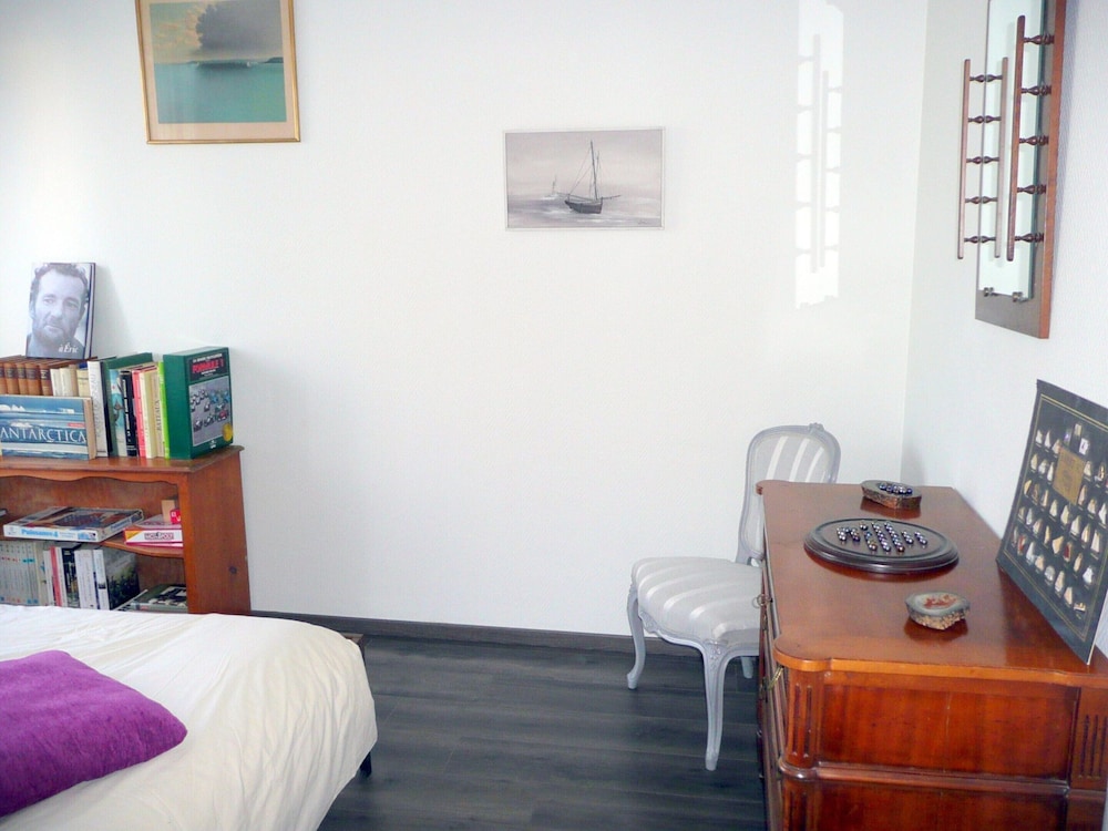 Holiday Home in Lampaul-plouarzel Nearby sea