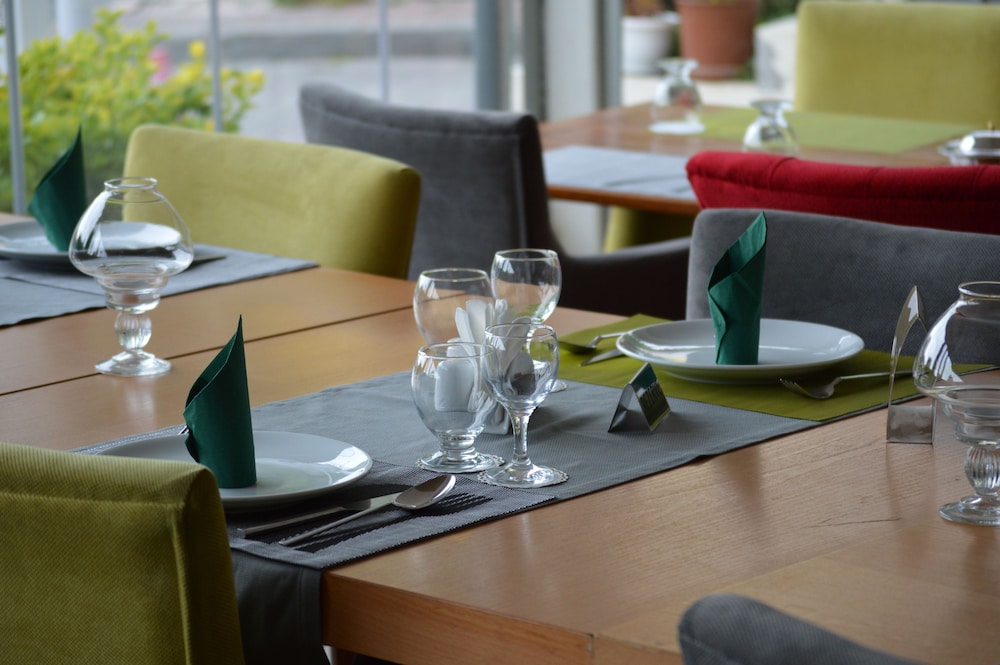 Goldengate Otel - Image 49