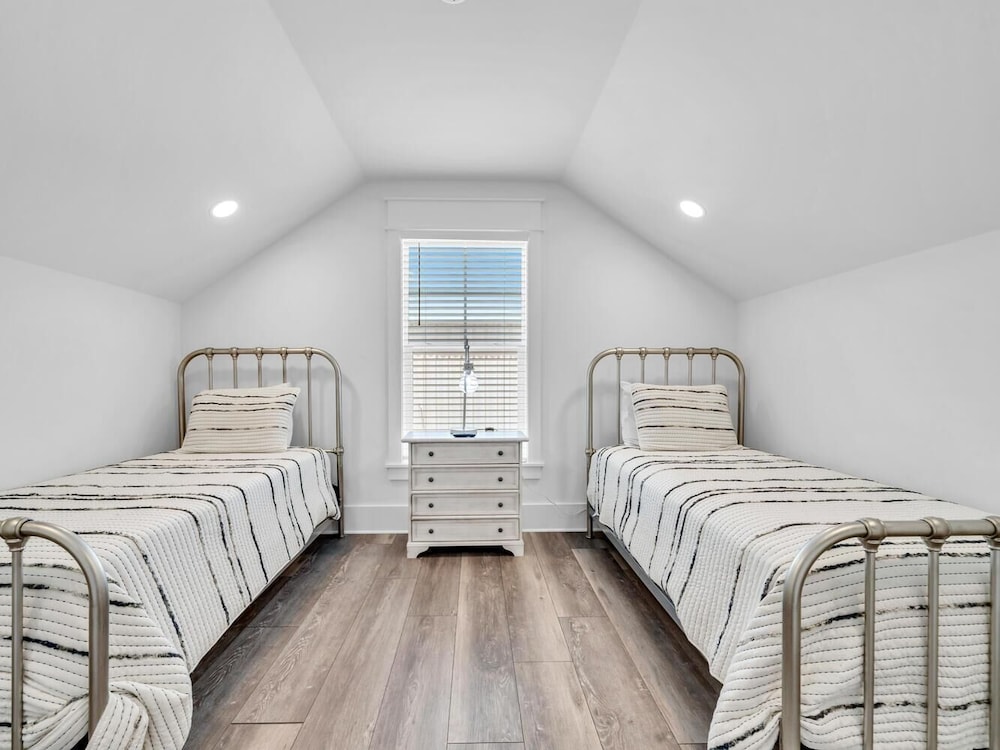 Casita Grayton