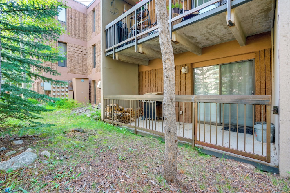 1 Mi to Dillon Reservoir: Condo Retreat in Frisco! view 4