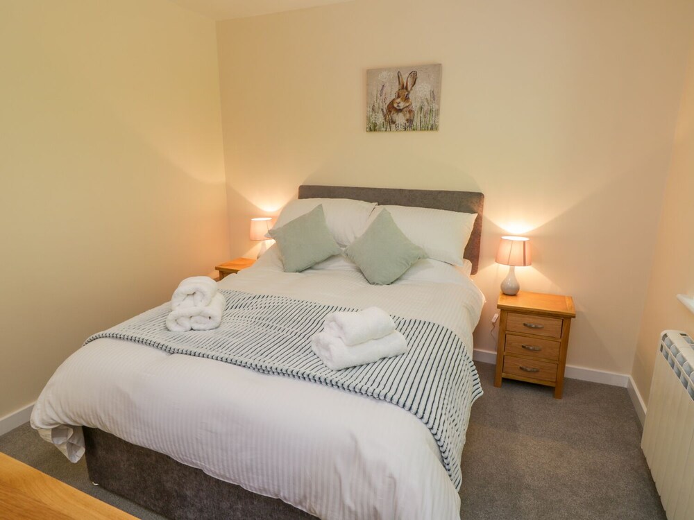 Ryedale Country Lodges - Willow Lodge view 2