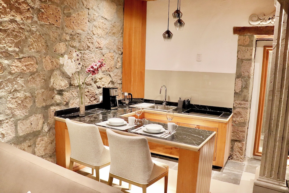 Casa Serdán Suites & Events