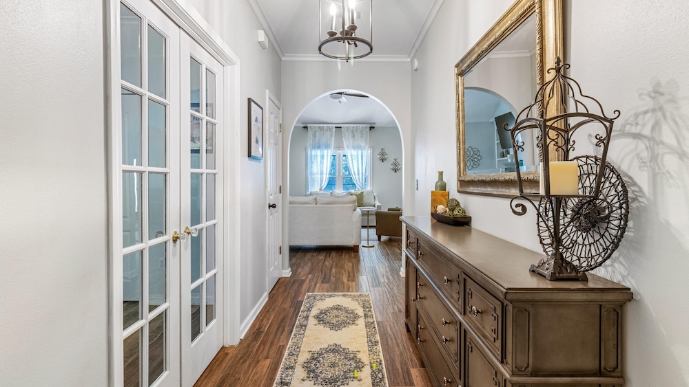 Southern Charm by Southern Vacation Rentals