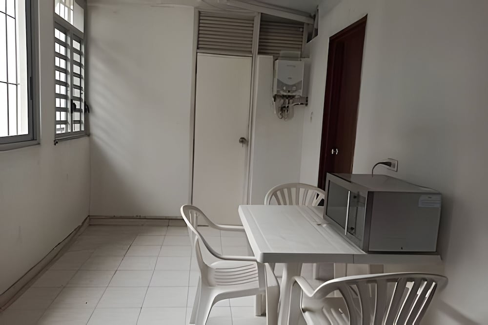 201 Apartamento Completo Rers en Versalles 3 Habitaciones - Cali Tower Suites & Lofts