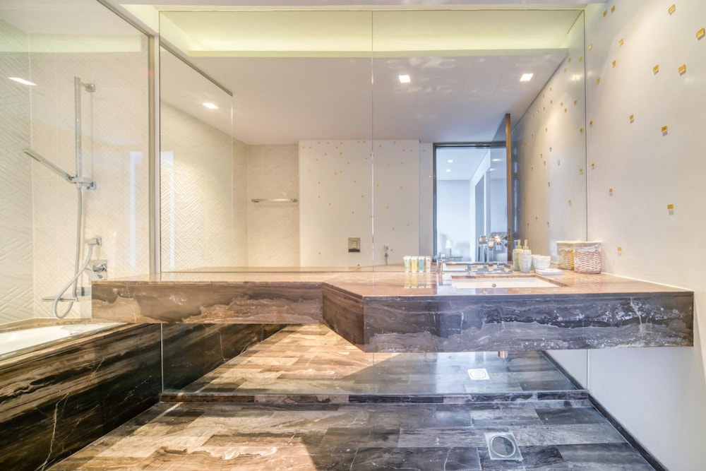 Damac Heights - 5904 - DM