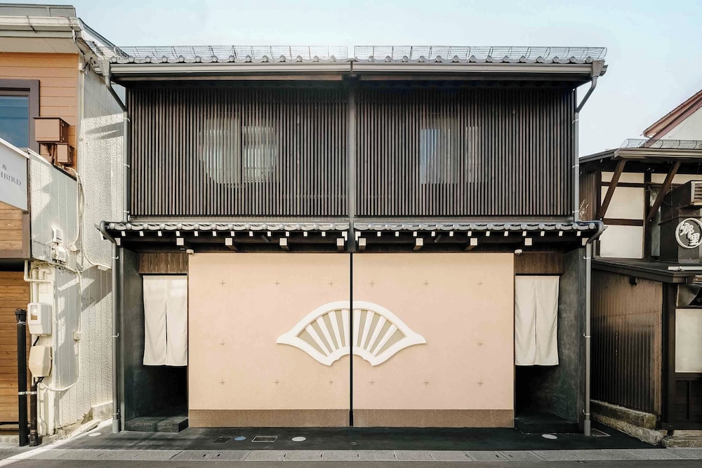 Hanasatomachi Machiya House