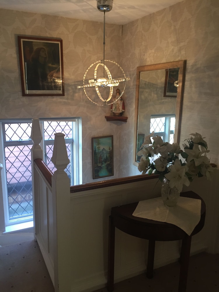 Edgware Bed and Breakfast