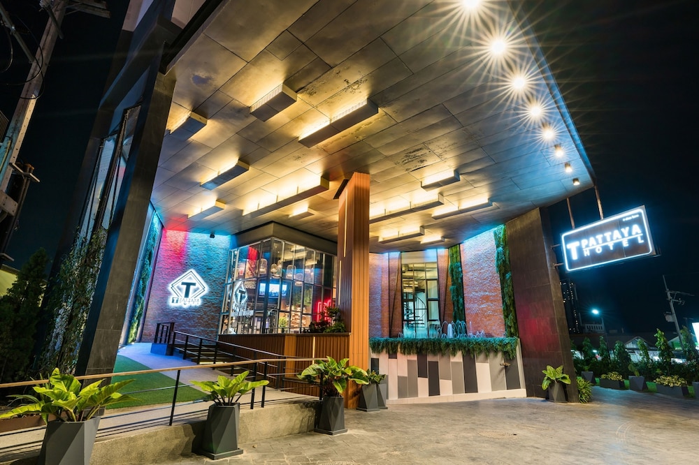 Hotel T Pattaya Hotel by PCL - Image 1