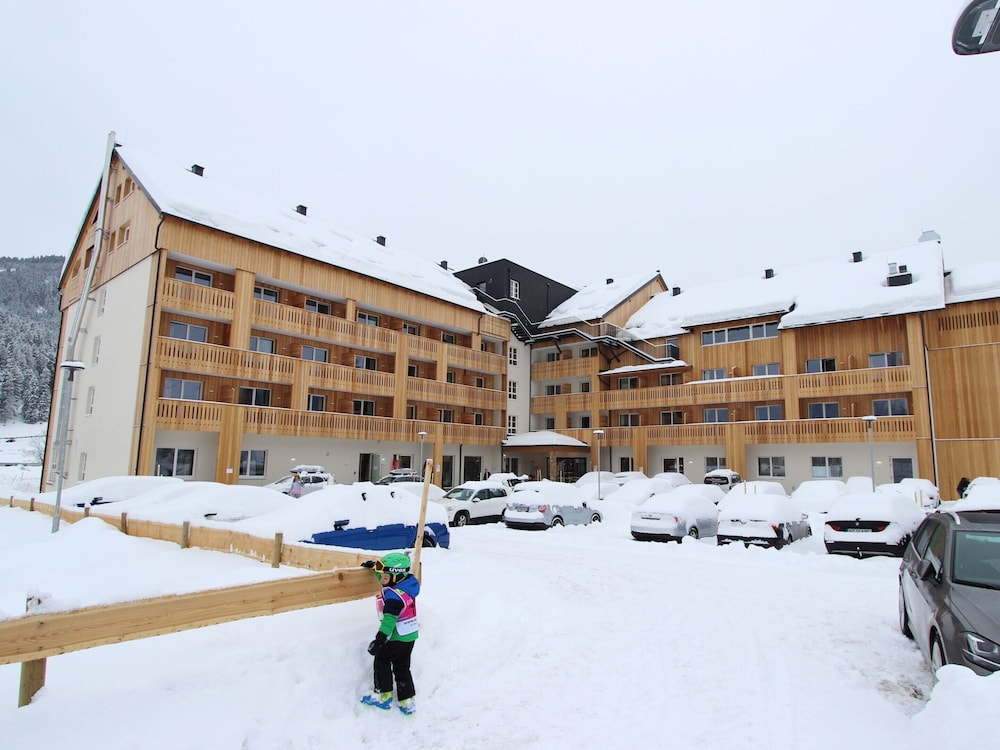 Charming Apartment in Gosau With Shared Sauna