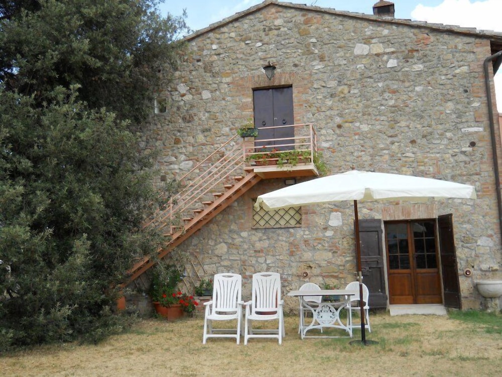 Agriturismo La Badiola