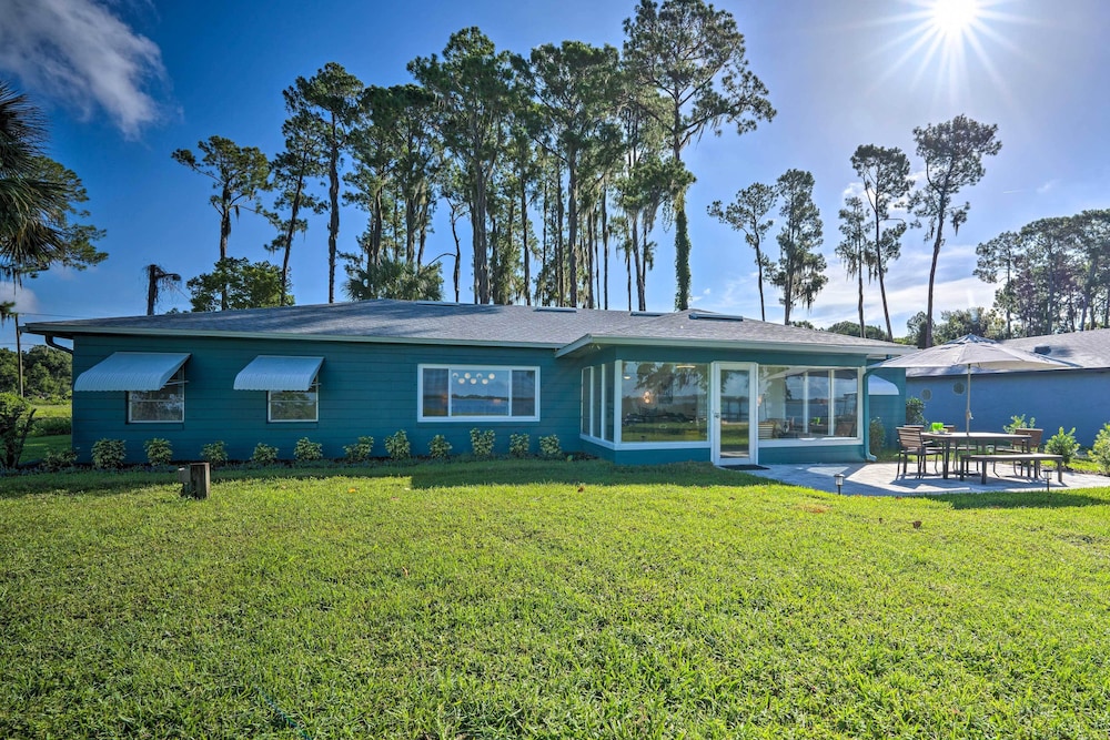 Waterfront Lake Dora Escape w/ Private Dock & Slip view 5