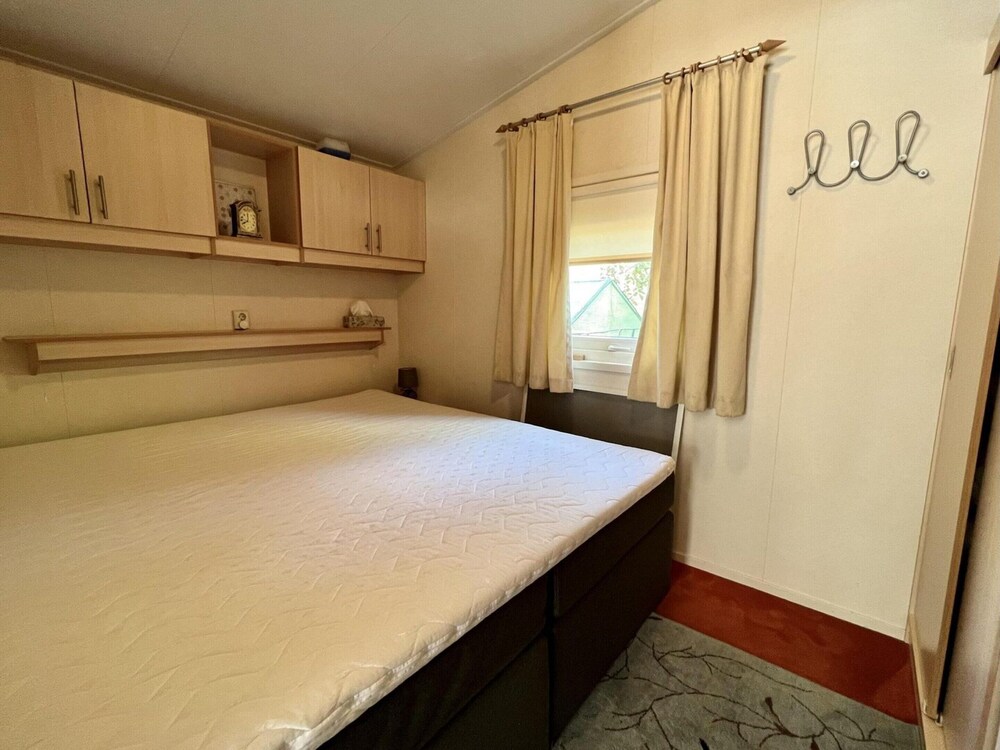 Small Family Chalet Close to Beach
