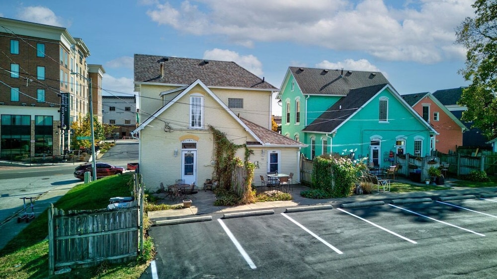 Indy Stadium Villas 701