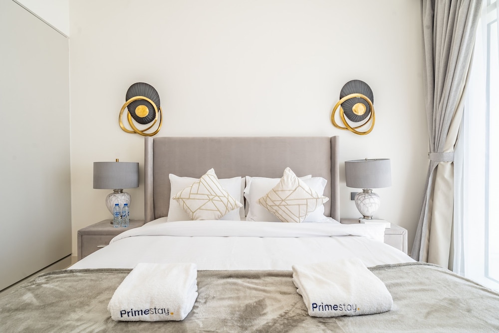 Dubai Harbour- Sunrise Bay 1 602
