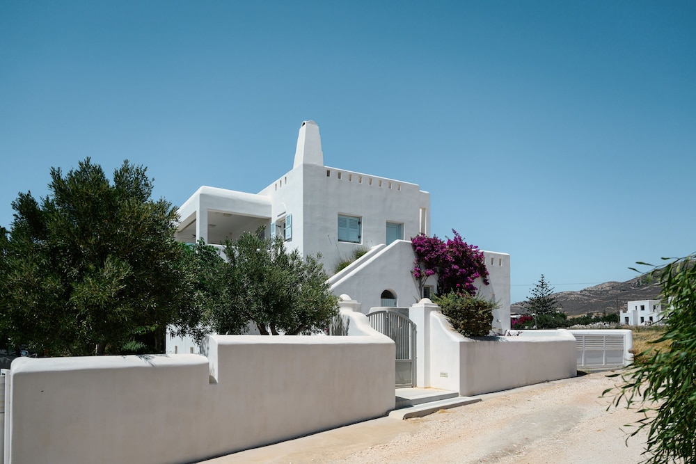 Naxos Kastraki Homey Villa With Sea View