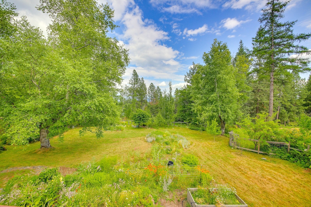 Sandpoint Vacations - 12 Mi to Schweitzer: Spacious Home w/ Deck! - Property Image 16