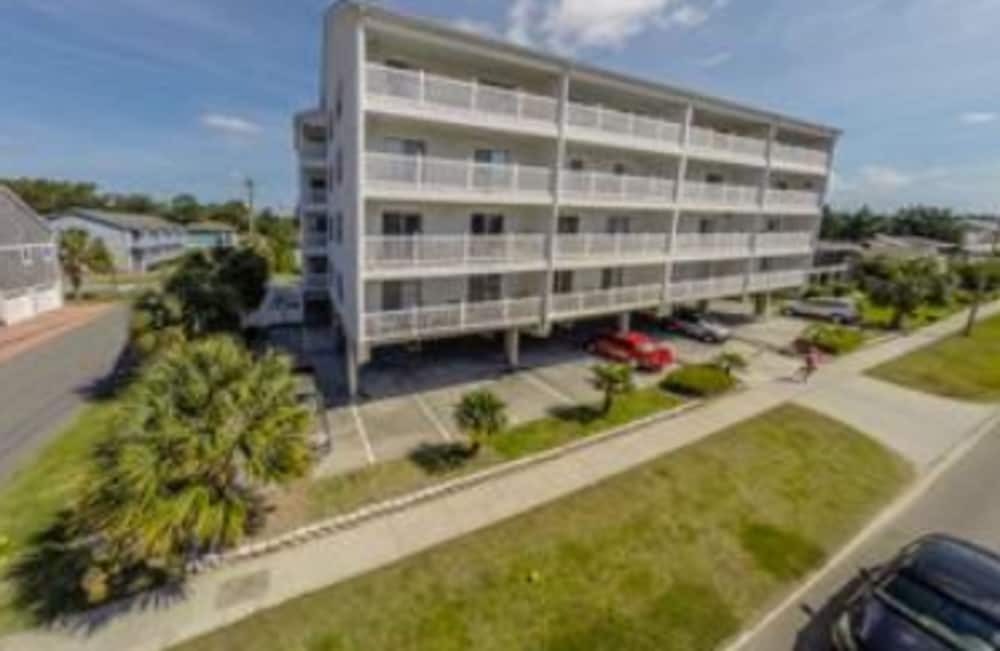Sea Island Villas by Elliott Beach Rentals