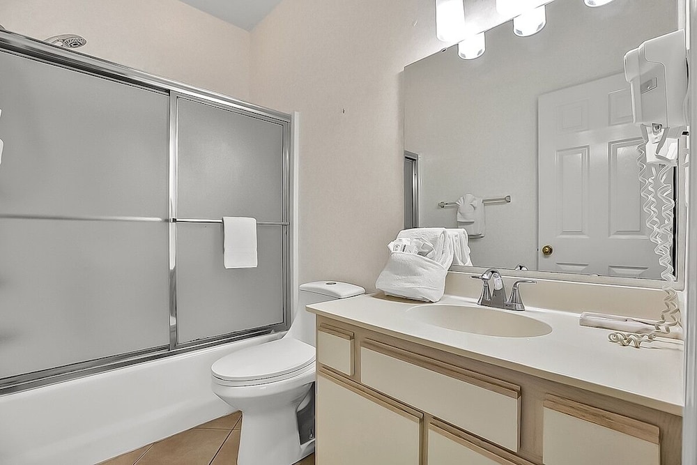 River Oaks 60n 2 Bedroom Condo