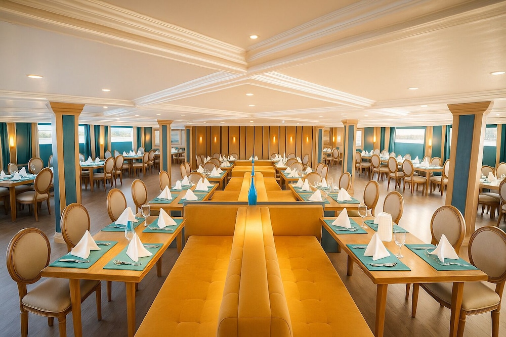 Nile Cruise Sunset Every Monday from Aswan 3 nights and every Thursday from Luxor 4 nights