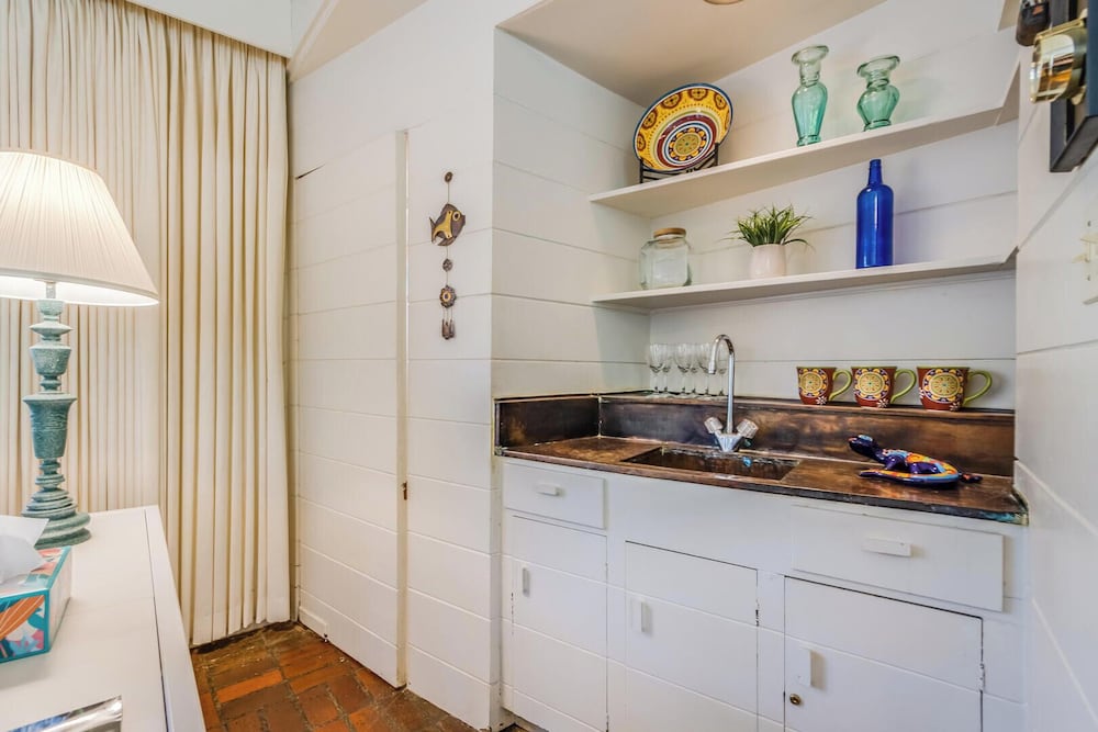 OAK Avenue 77