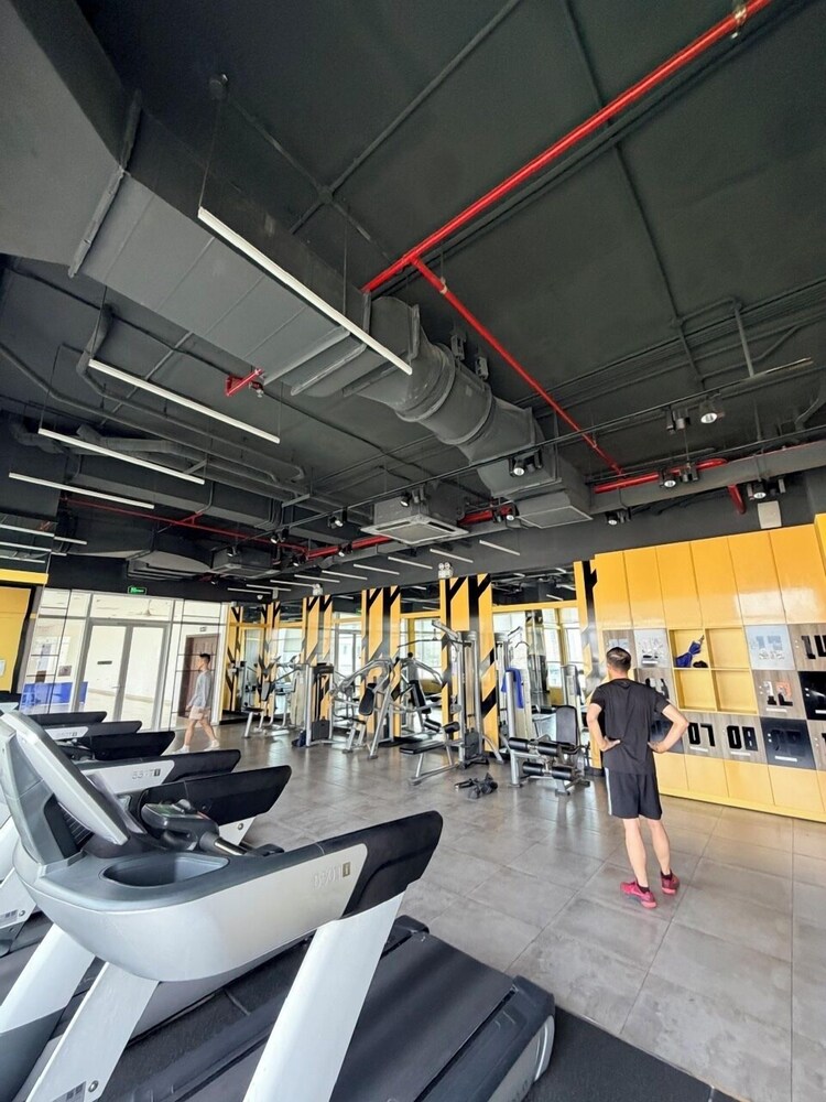Sunrise High Floor Pool Ben Thanh Gym