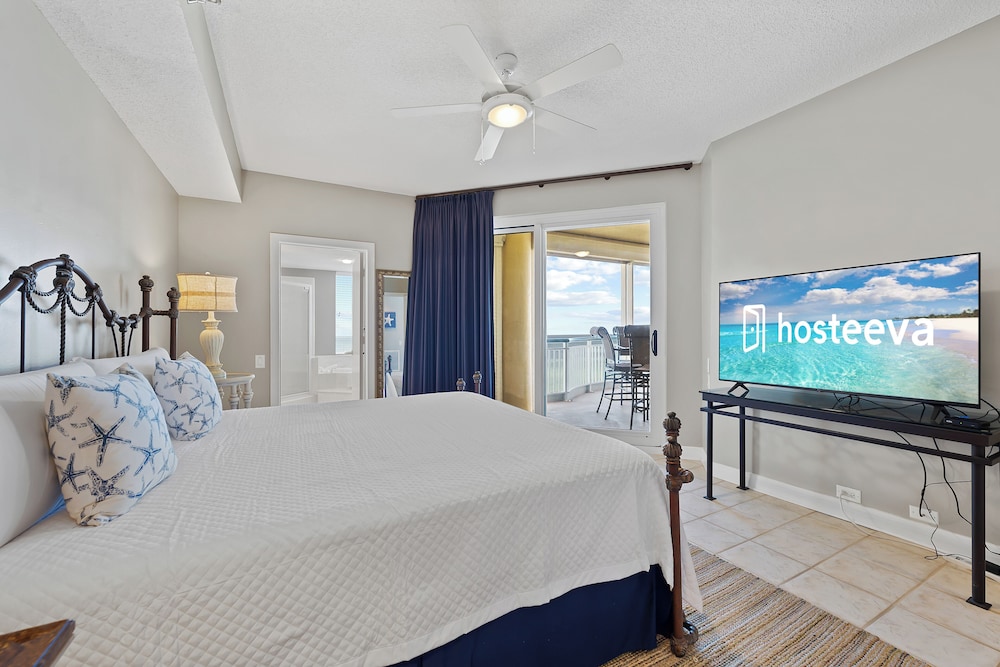 Beach Colony W7C - Covered Parking Included