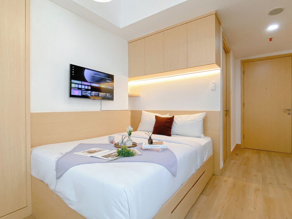 Simply Studio Apartment At Pollux Chadstone