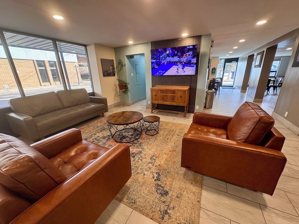 Super 8 By Wyndham Great Falls City Center