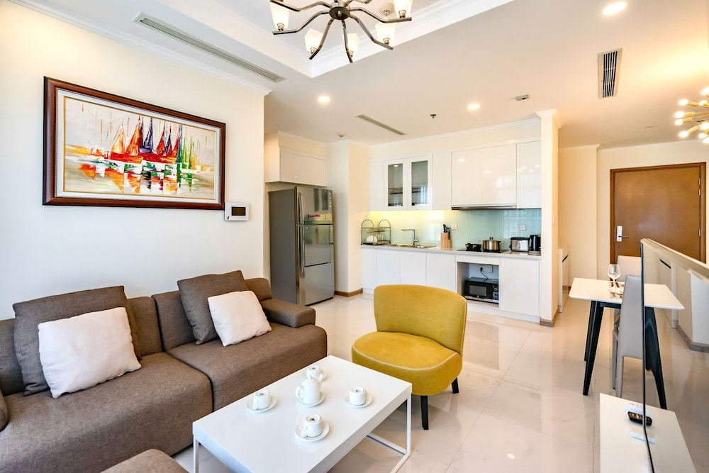 Landmark Plus . Vinhomes Central Park