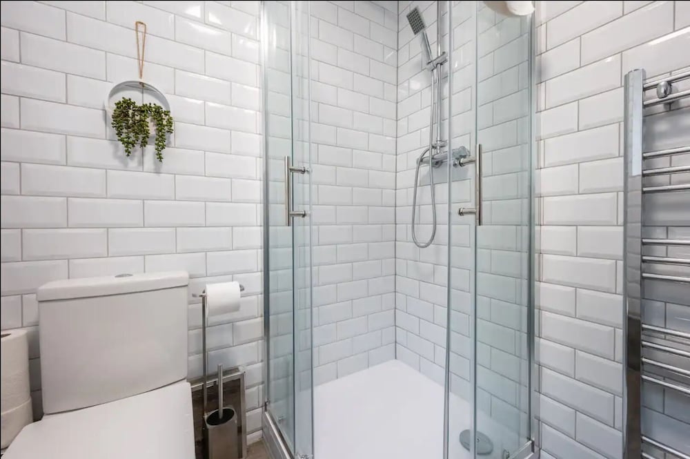 Stunning One Bedroom Apartments