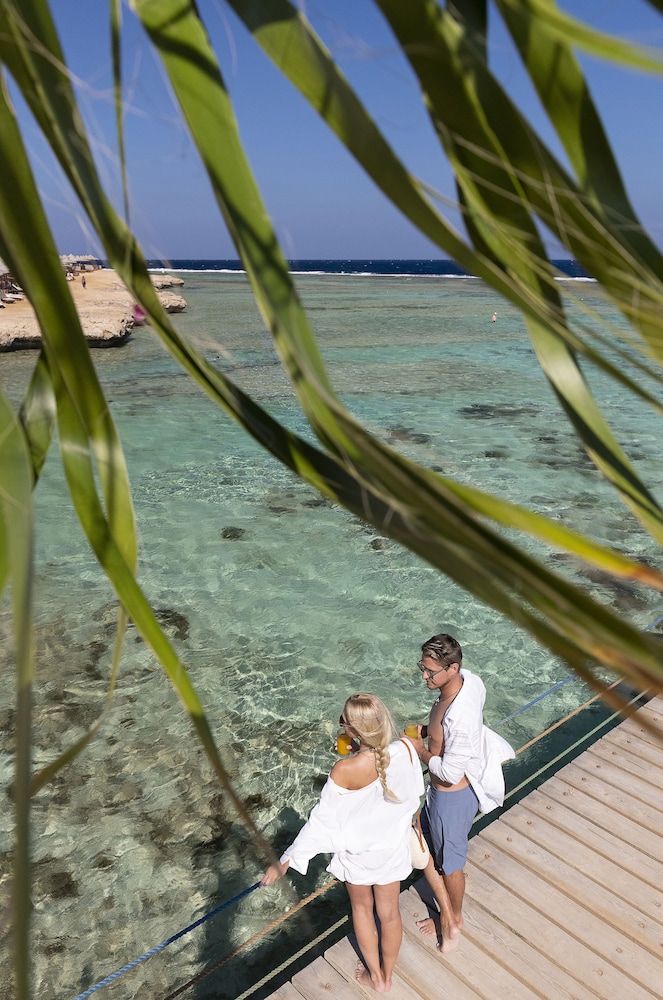 Three Corners Happy Life Beach Resort - All Inclusive