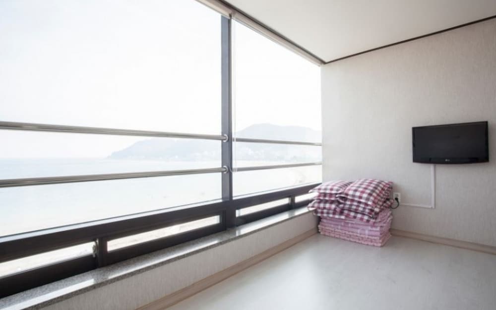 Busan Chocolate House Pension view 3