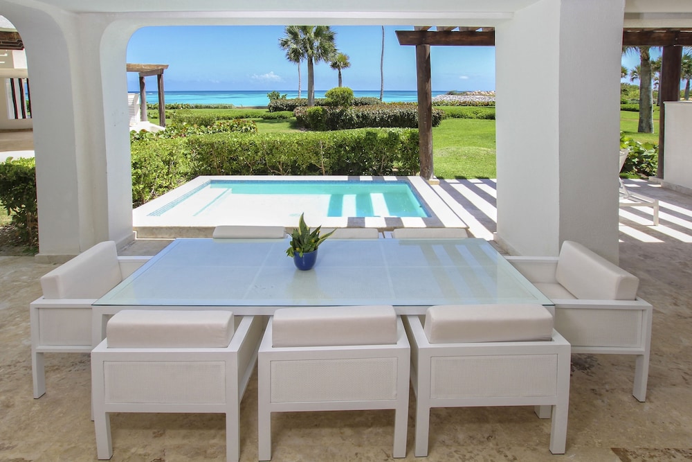 Punta Palmera Cap Cana by Essenza Retreats