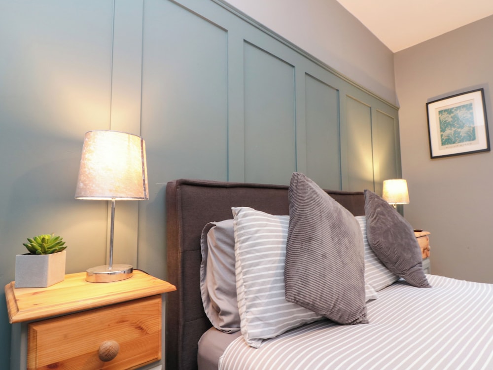 27 Westbourne Grove