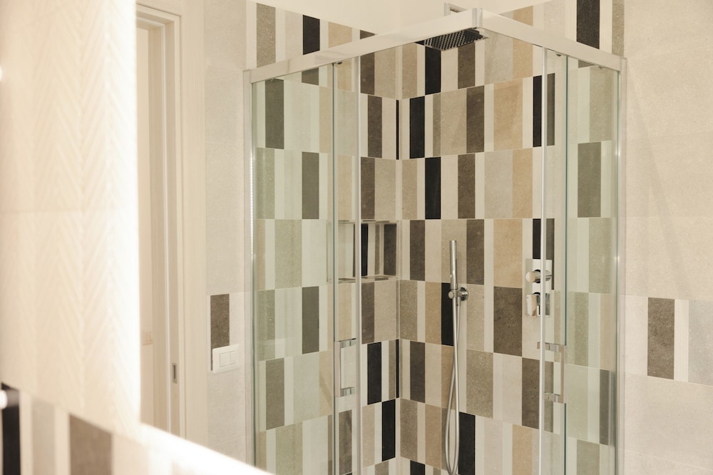 Domus Solis in Rome With 2 Bedrooms and 2 Bathrooms