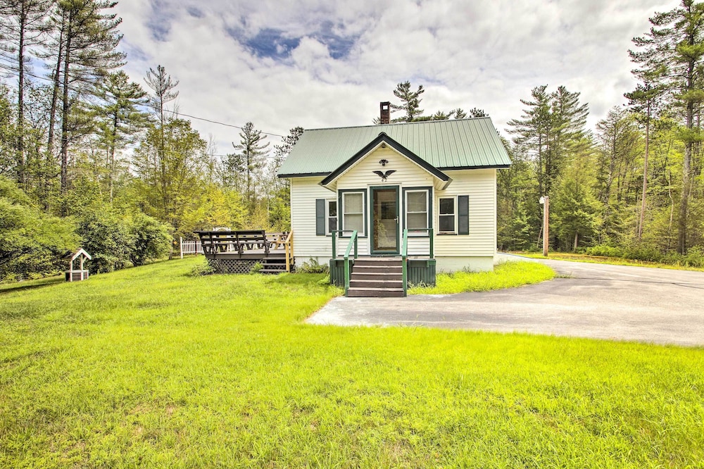 Picturesque Retreat on 1 Acre w/ Gas Grill! view 2