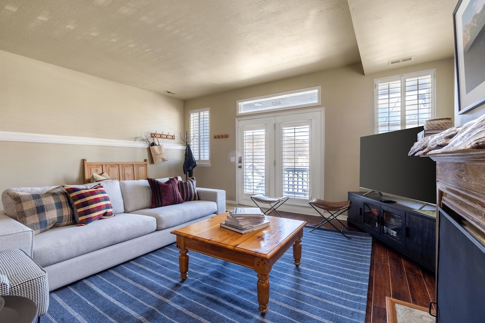 Silver Star by Avantstay Ideal Park City Location Close to Slopes Hot Tub