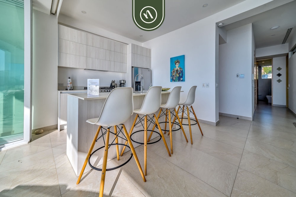 1BR Condo Near to Beach