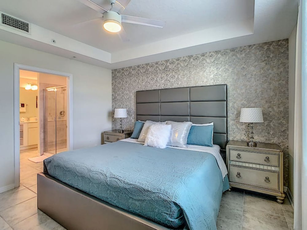 205 Luxury Condo Storey Lake Disney
