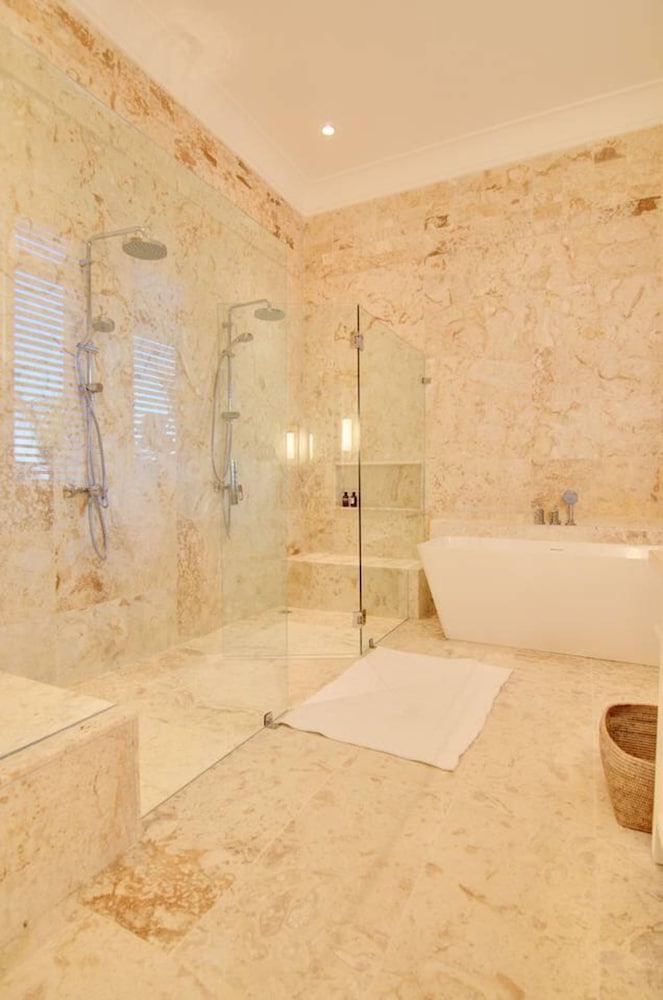Villa Alta Gracia w Private Pool Designer Decor