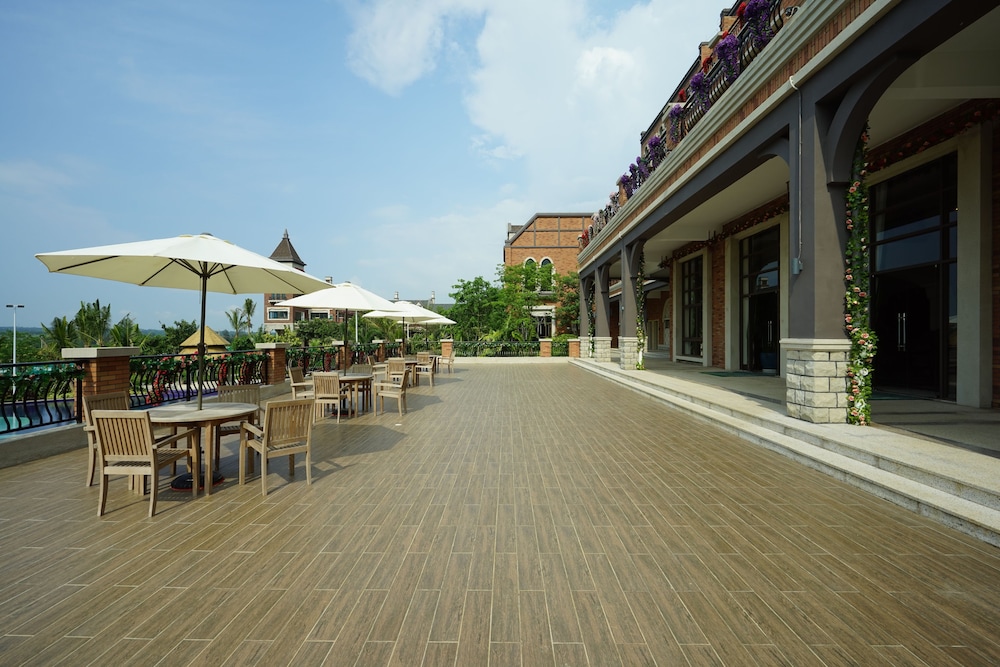 Meilang Bay Golf Hot Spring Hotel Chengmai Country Garden